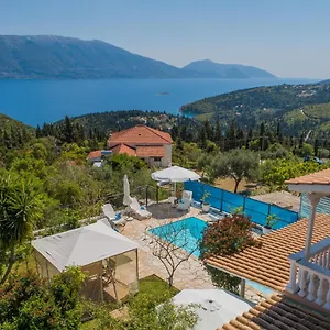 villa-serenity-matsoukata.kefaloniahotels.net/